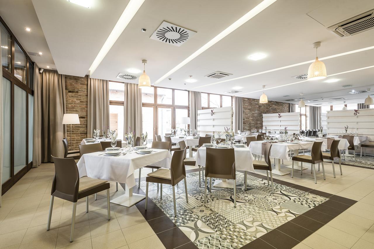 Algyo Levendula Hotel מראה חיצוני תמונה