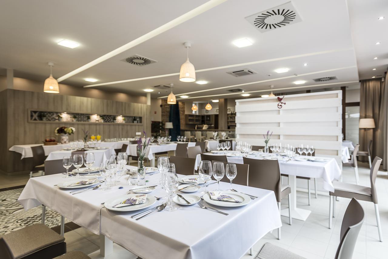 Algyo Levendula Hotel מראה חיצוני תמונה